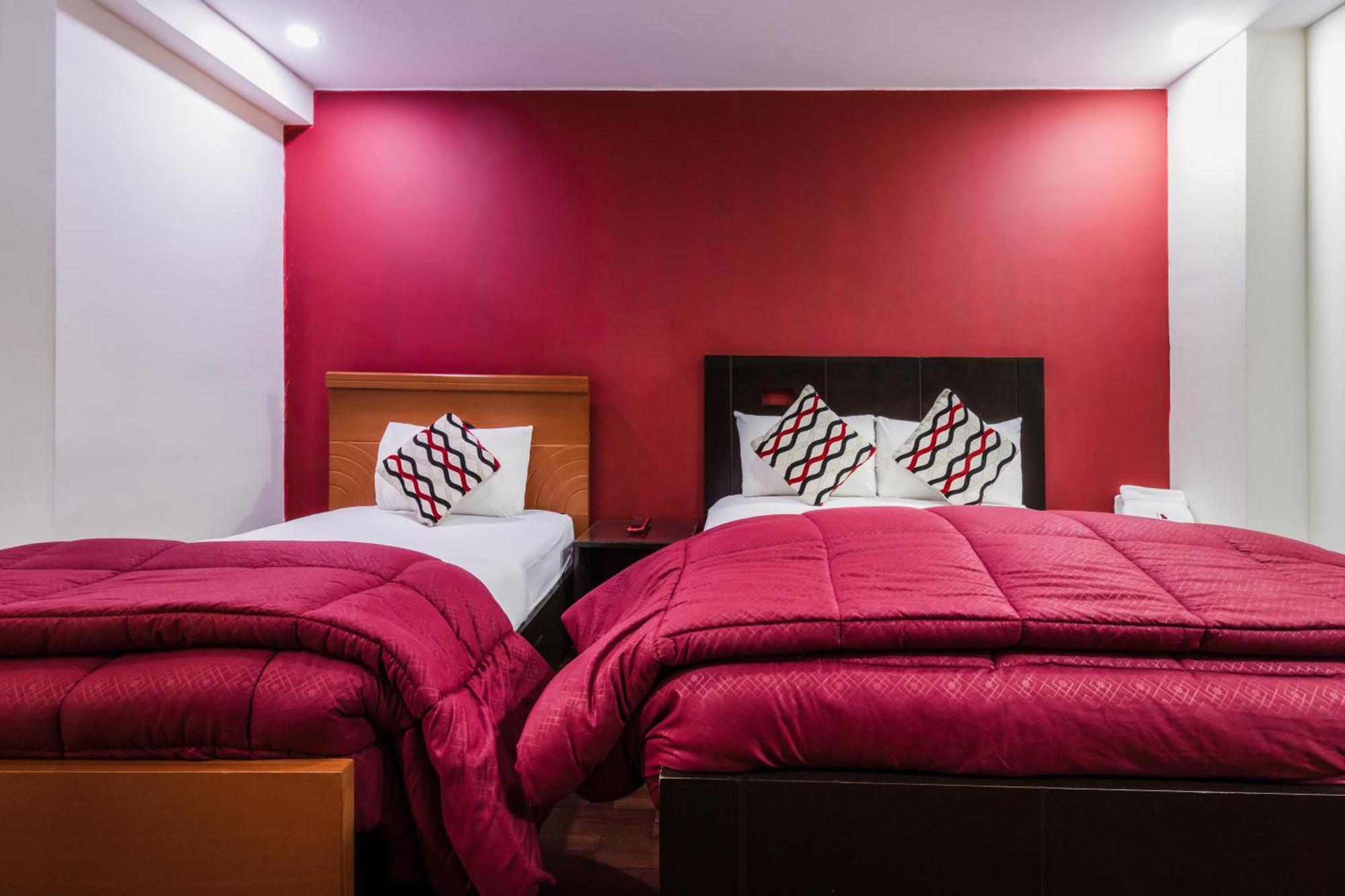 Luxstone Executive & Suites 라파스 외부 사진