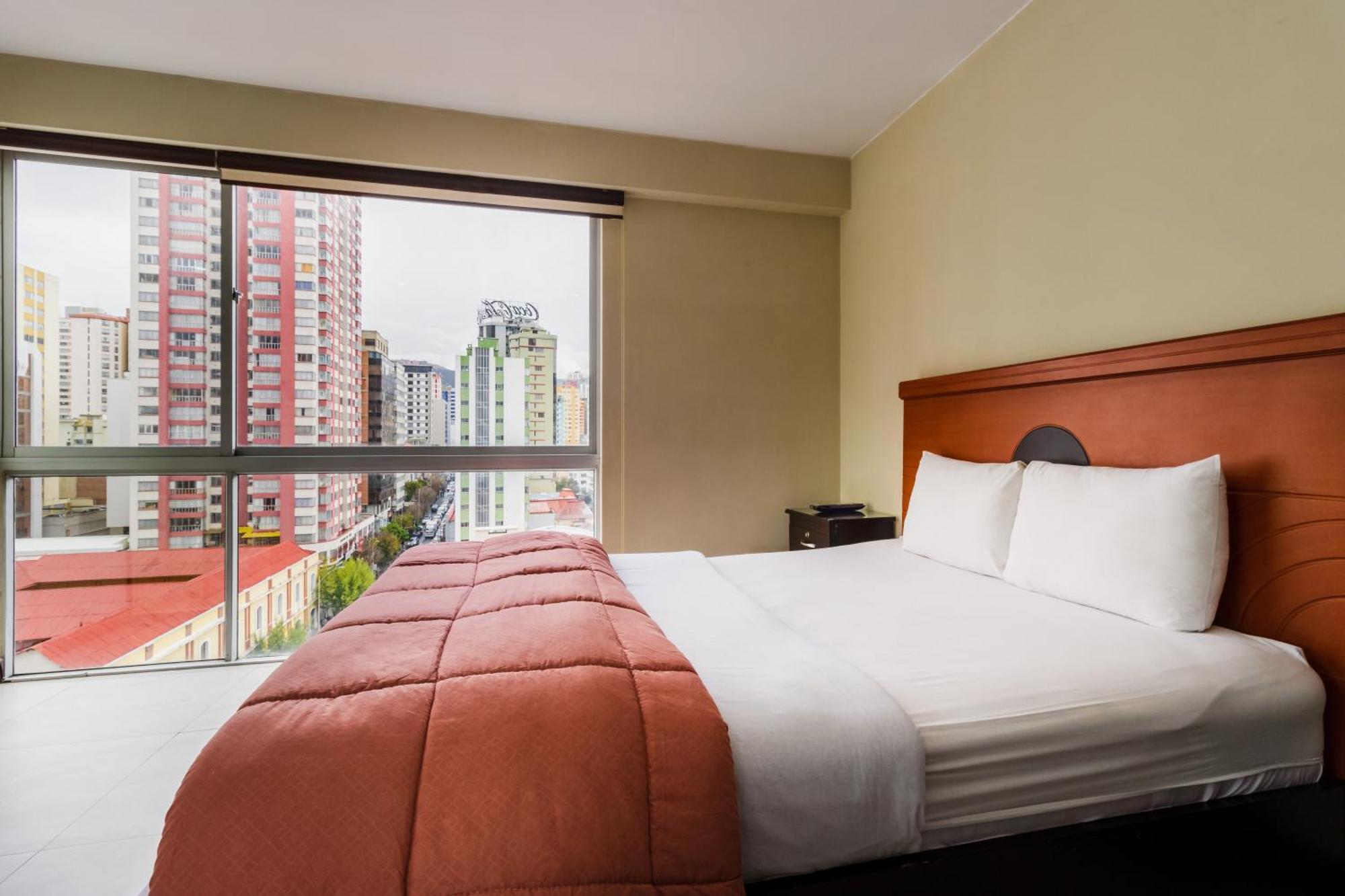 Luxstone Executive & Suites 라파스 외부 사진