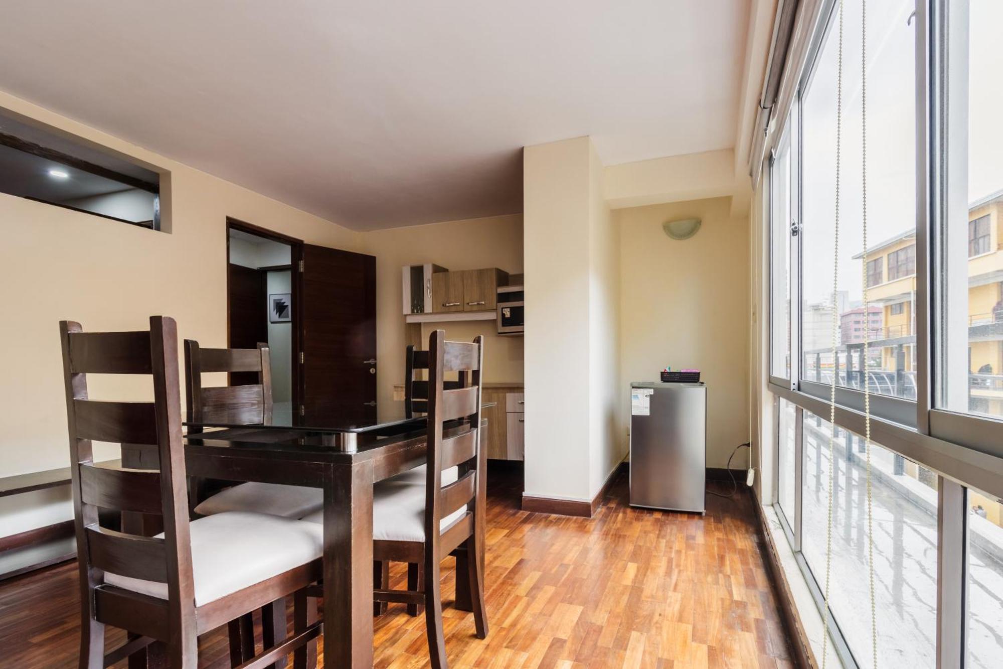 Luxstone Executive & Suites 라파스 외부 사진